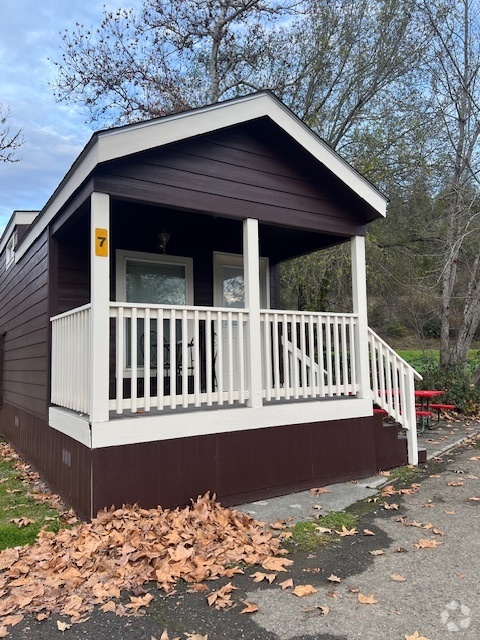 Building Photo - 7000 Benbow Dr Unit Cozy Cabin Rental