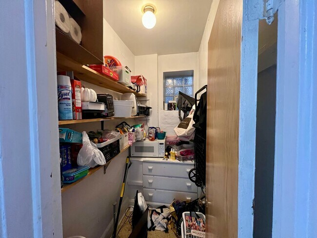 Photo - 1902 W Cortland St Unidad 1