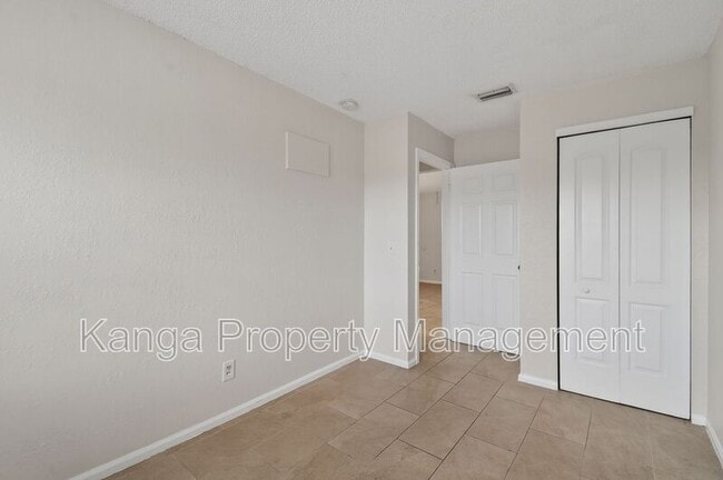 Photo - 1618 W 26th Ct Unit C