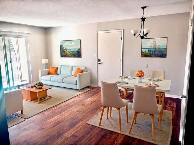 The Woodlands Apartment Homes, LLC