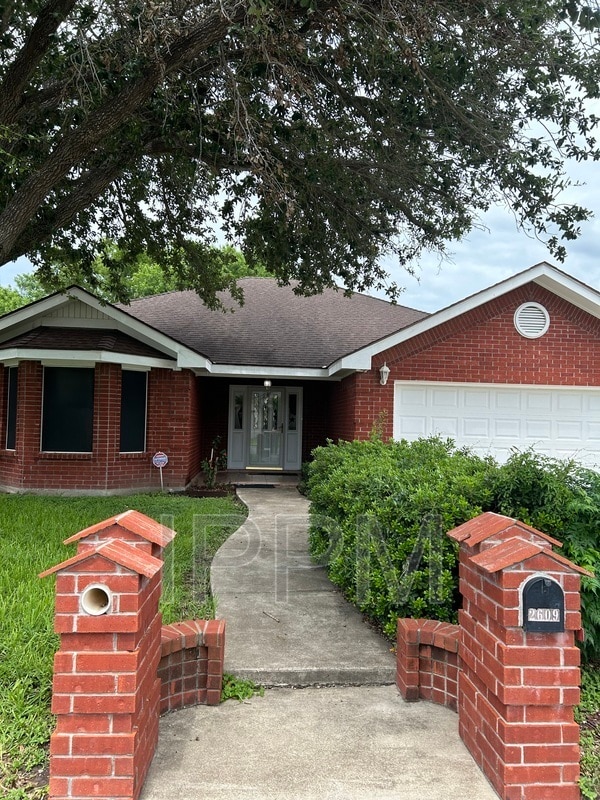 Photo - 2609 Thomas Ln