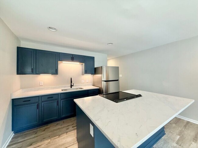 Photo - 615A Burlington Ave Unidad A