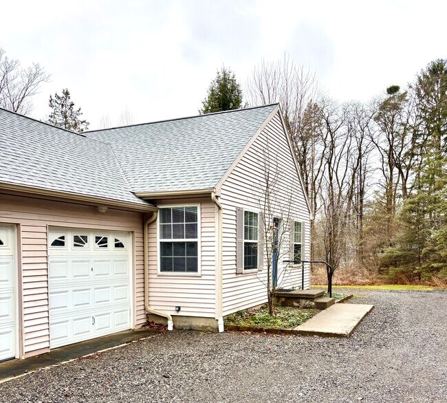 Photo - 402 Warren Rd Unit Apt 2