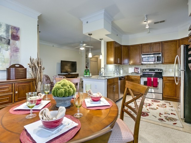 Kelly Park Apartments