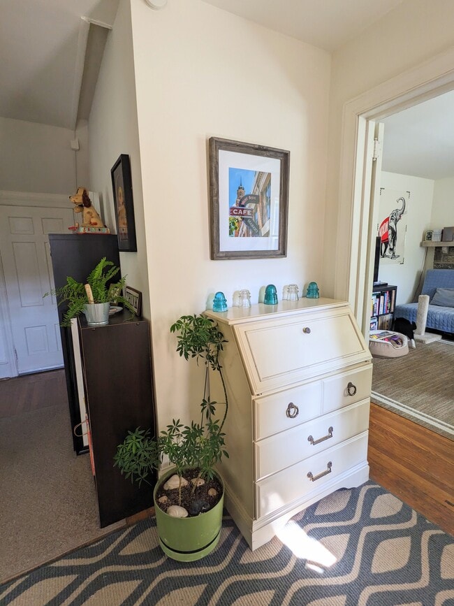 Photo - 920 E Railroad Ave Unidad A