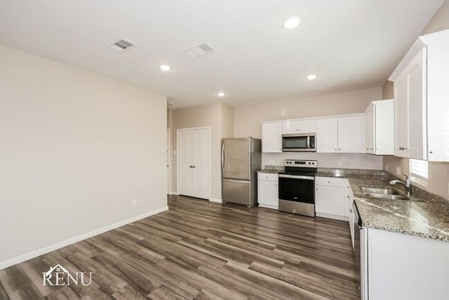 Photo - 6618 Charleston Dr