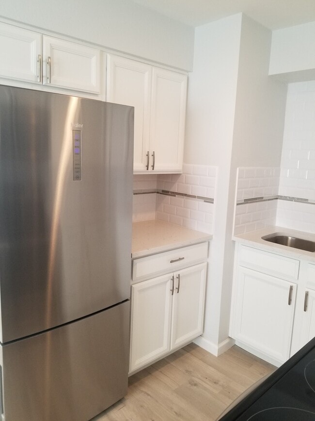5580 S Curtice St Unit A