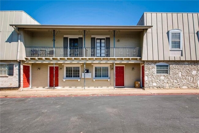 Photo - 7914 Mullen Dr Unit 105