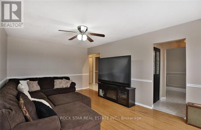 Photo - 442 Greenhill Ave