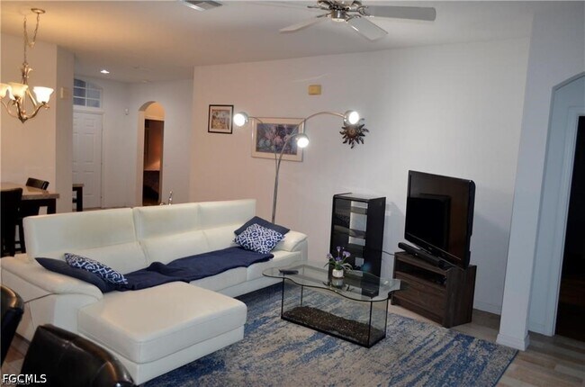 1702 Emerald Cove Dr