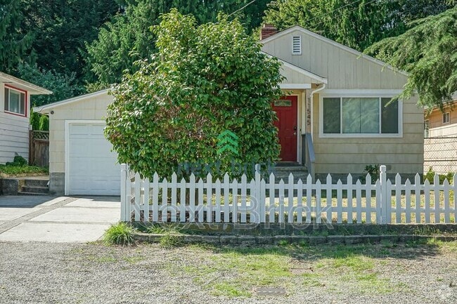 Building Photo - 11545 26th Ave NE Rental