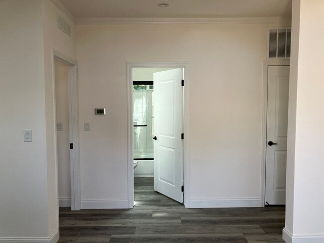 Photo - 140 Fairview Dr