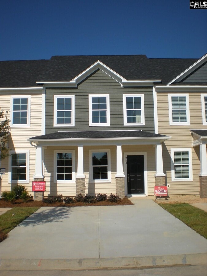 Photo - 213 Favorite Dr