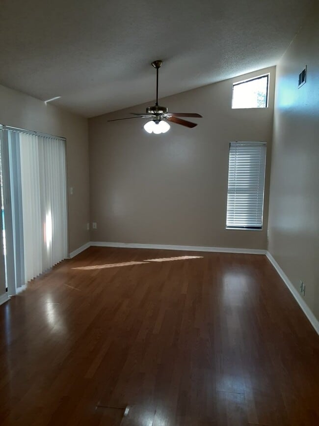 Photo - Split Floor Plan POOL HOME