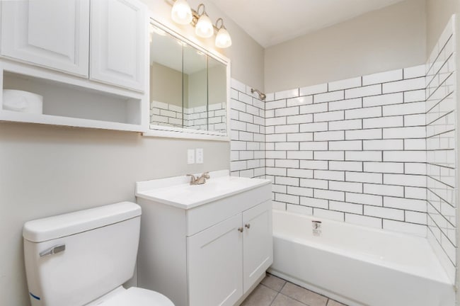 Photo - 7720 E Clay St