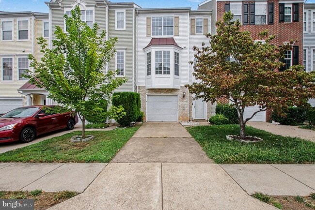 15611 Winding Creek Dr