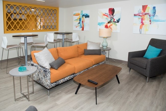 Continental Apartments