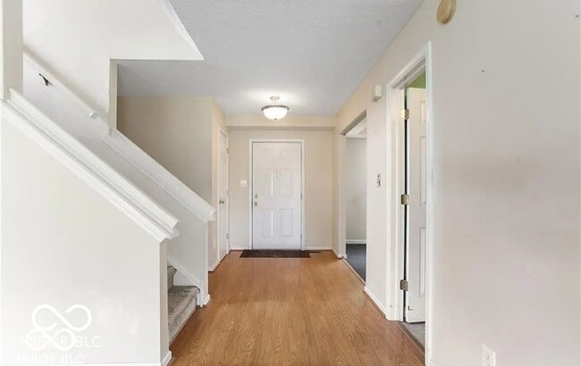 Photo - 4344 Teakwood Ln