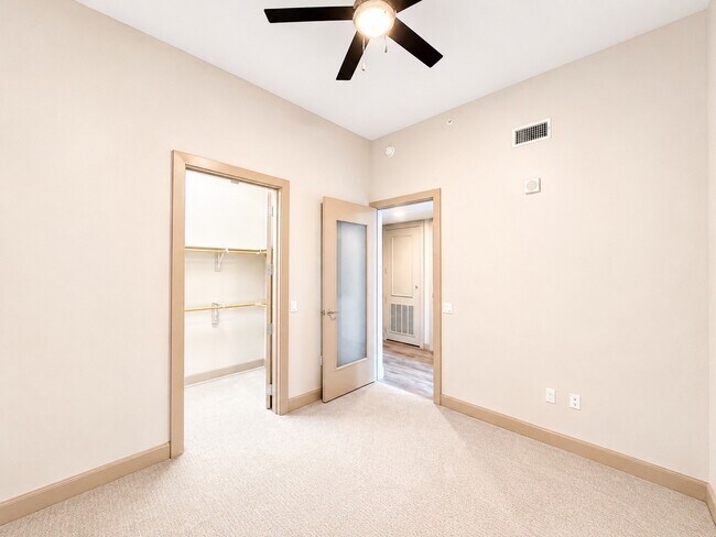Photo - 9787 Katy Fwy Unit 1508