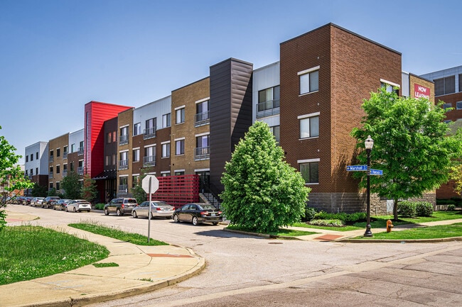 Building Photo - The Quad Rental