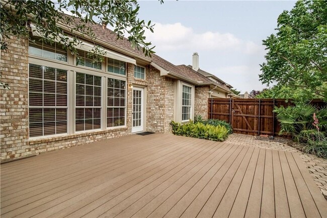 Photo - 11017 Knoxville Ln