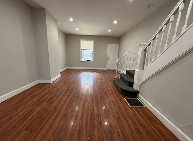 Photo - 2915 W Wishart St