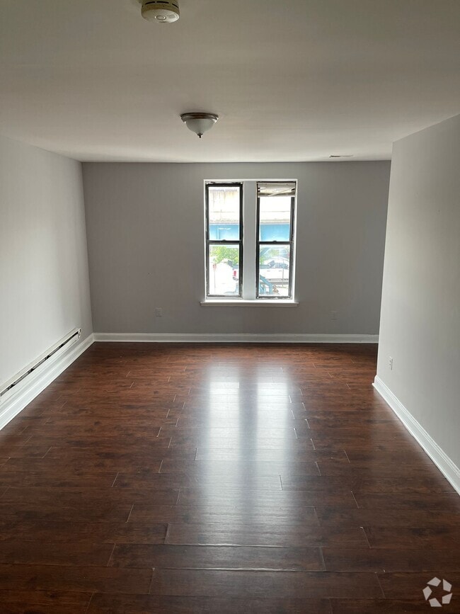 Building Photo - 5849 Market St Rental