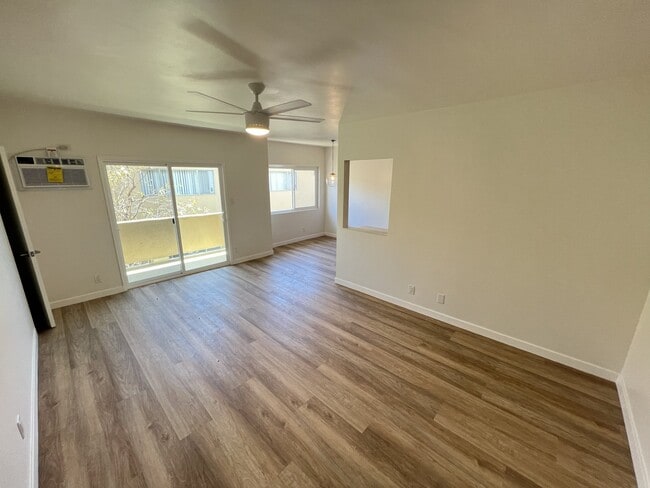 Photo - 1322 Amherst Ave Unit 1322-7
