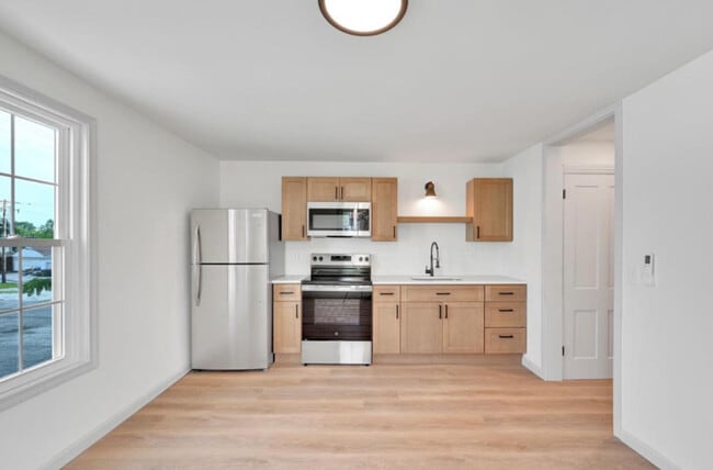Building Photo - 313 S 1st St Unit 2 Rental