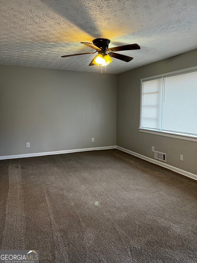 Photo - 5895 Jonesboro Rd