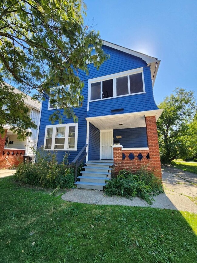 Building Photo - 18898 Ironwood Ave Unit 18898 Ironwood Ave - Down