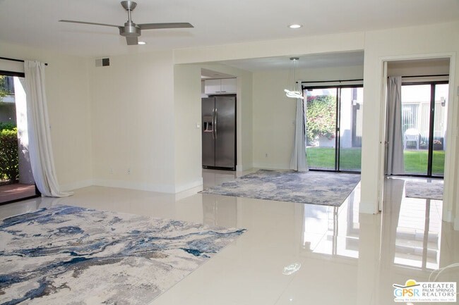 Building Photo - 3155 Ramon Rd Unit 401 Rental
