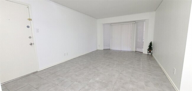 800 Post Oak Blvd Unit 10