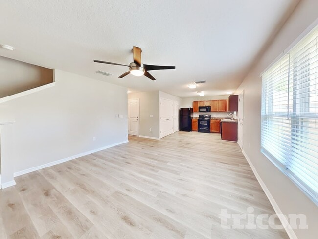 Photo - 19 Rosecroft Ln