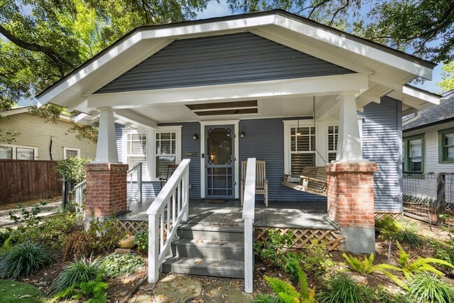 Photo - 907 W Melwood St
