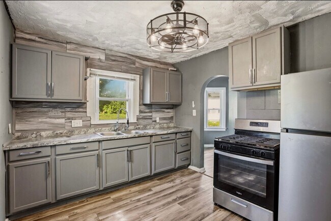 Photo - Charming 2 Bedroom Home Available Now!