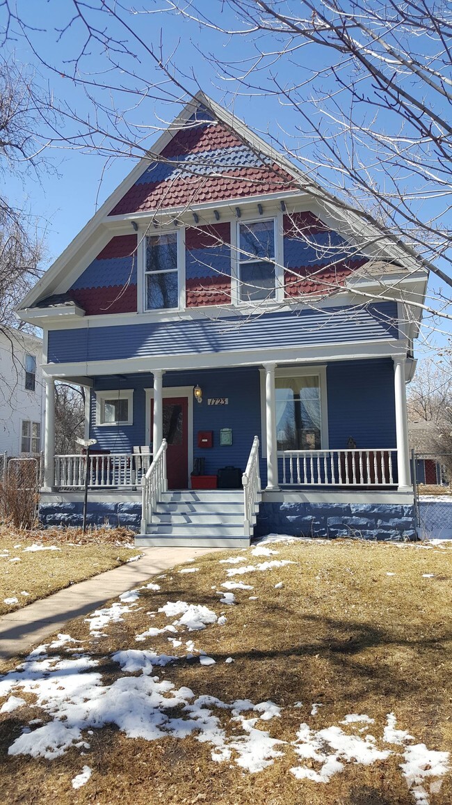 Building Photo - 1723 7th Ave Rental