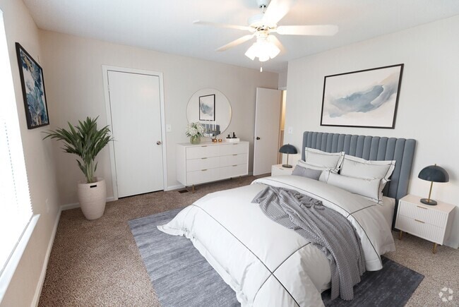 Building Photo - August Oaks Rental
