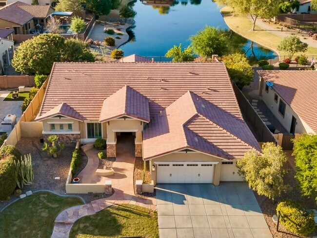 Photo - 3750 E SAWTOOTH DR