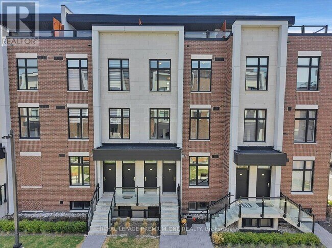 Photo - 9560 Islington Ave.