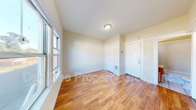 Photo - 2605 High St