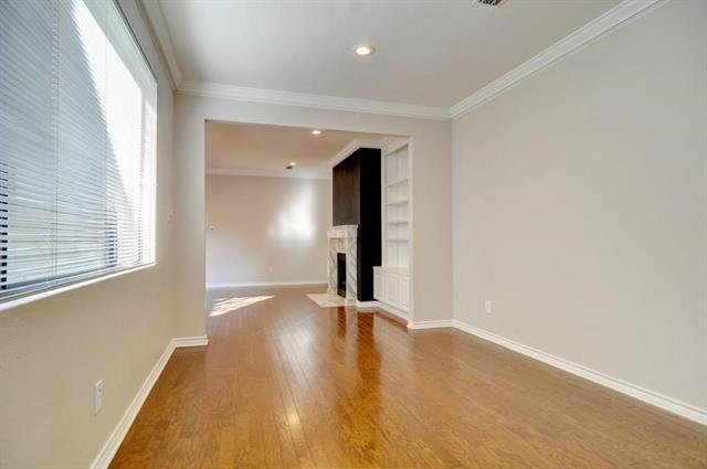 Photo - 5727 Pershing Ave