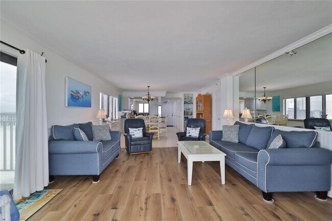 Photo - 5301 S Atlantic Ave Unidad 730