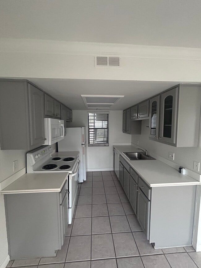 Photo - 43376 Cook St Unit Palm Lake #161