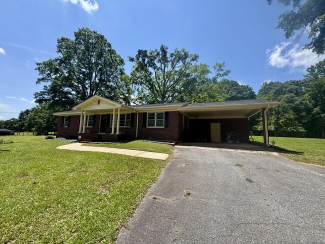 Photo - 2011 Mars Hill Rd