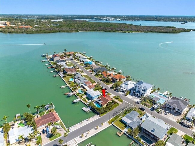562 Johns Pass Ave