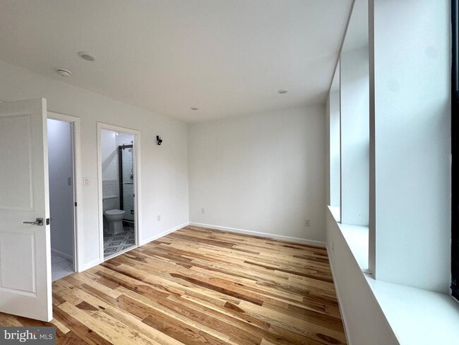 Photo - 781 S 3rd St