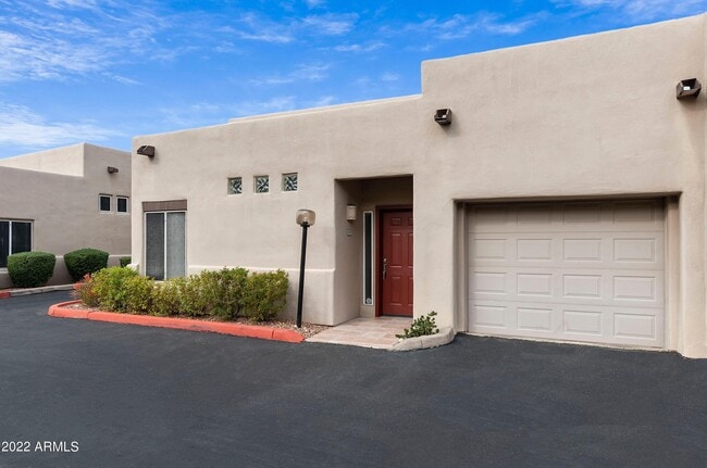 Building Photo - 11260 N 92nd St Rental