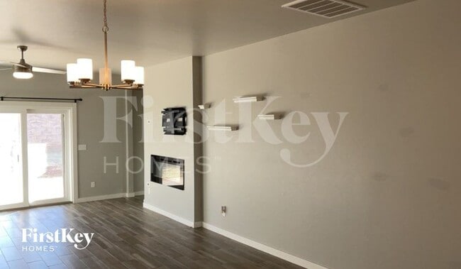 Photo - 612 NW 182nd St