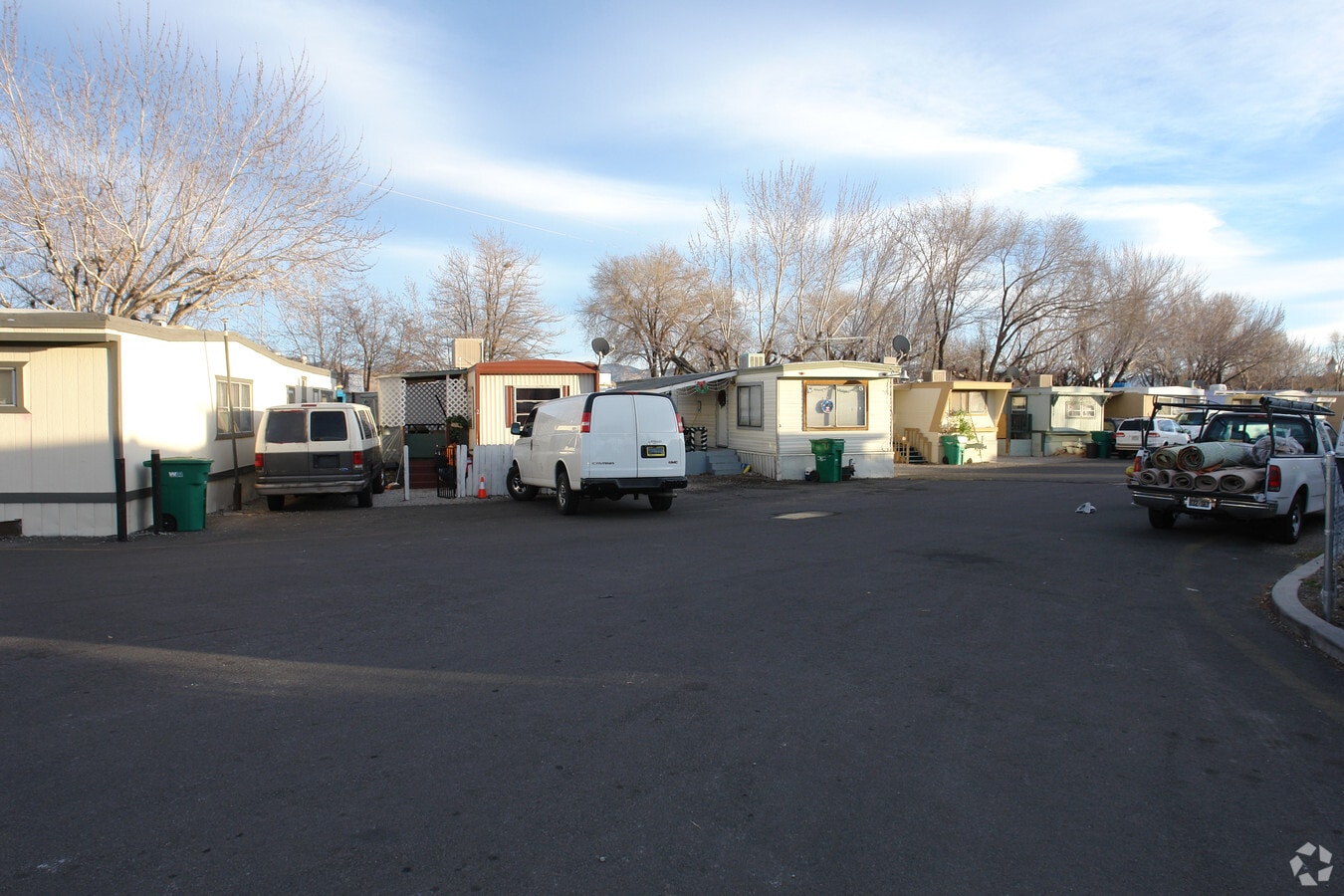 Photo - 350 Gentry Way